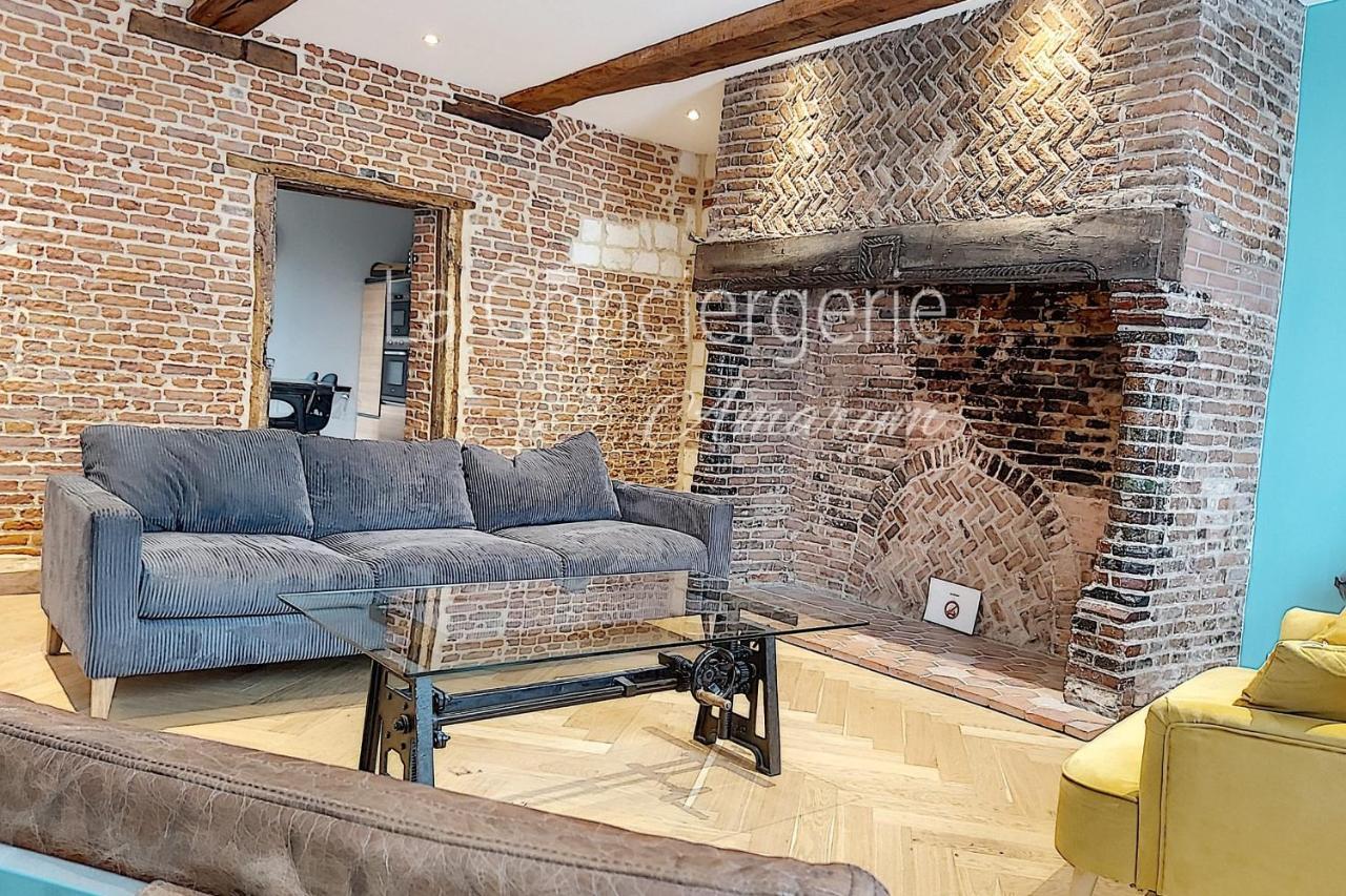 Aa13 - Le Victor Hugo - Sejour D'Exception Dans Un Appartement Historique Ault Exteriér fotografie